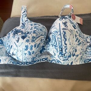 Cacique Blue and White Floral Bra - 44DD